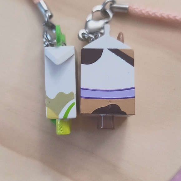 Tokidoki Milk Keychains Bundle - Picture 5 of 7